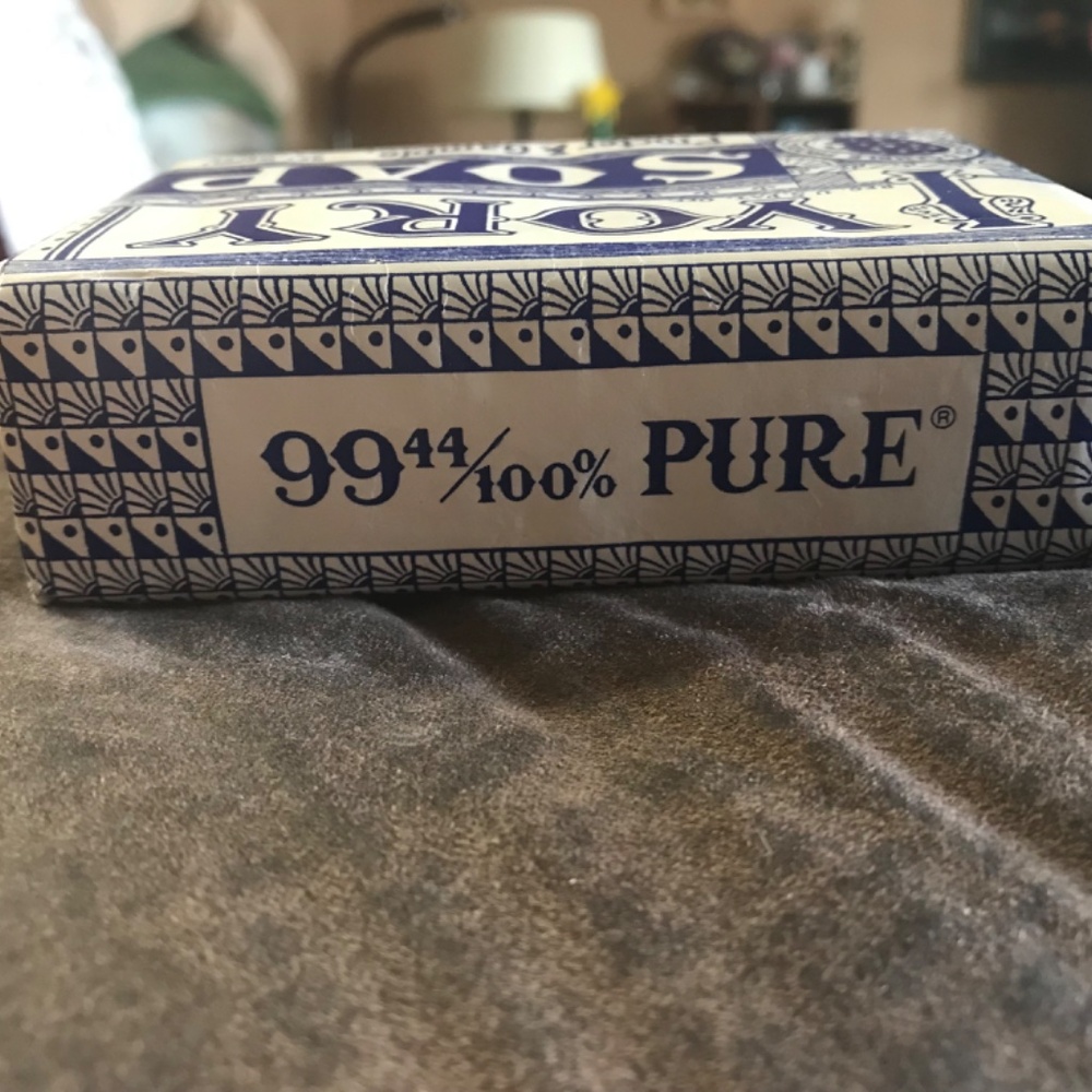 Ivory Soap bar - Picture 4 of 4